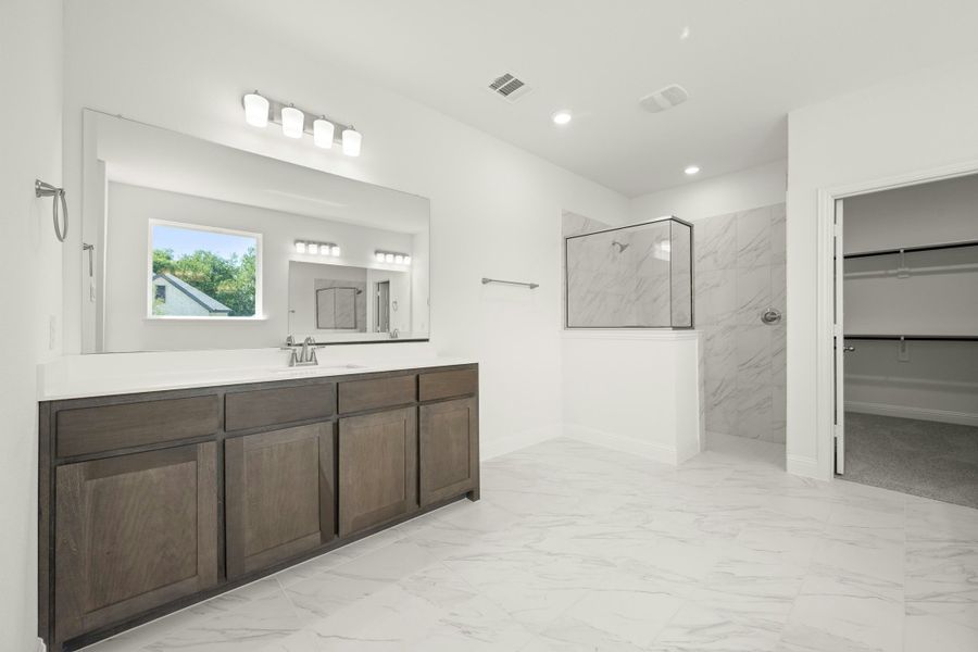 Image 26 of a home in Kentsdale Farms.