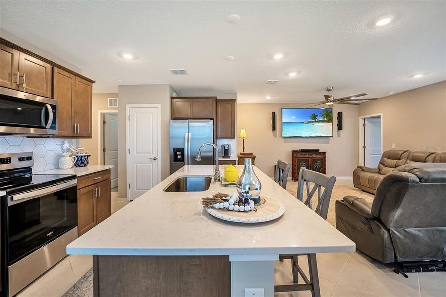 Furnished interior view inside a new home in , Ocala (Image 8).