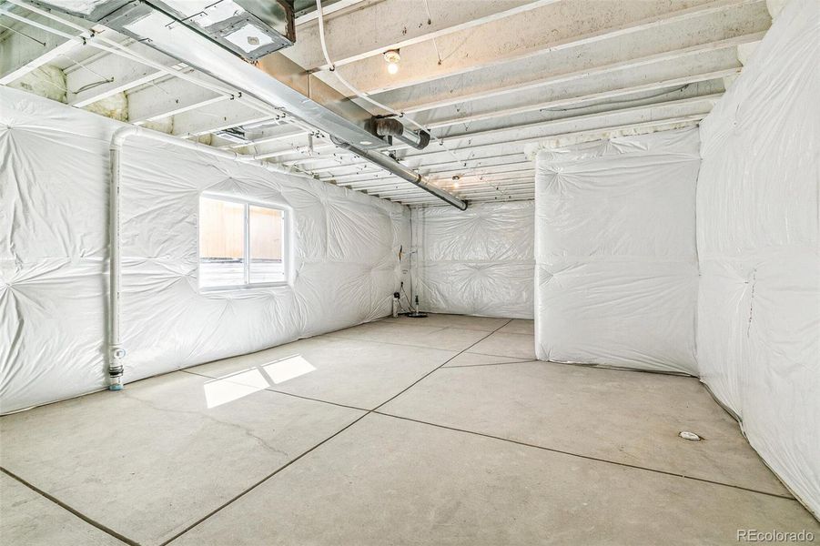 Furnished interior view inside a new home in Terrain Oak Valley, Castle Rock (Image 10).