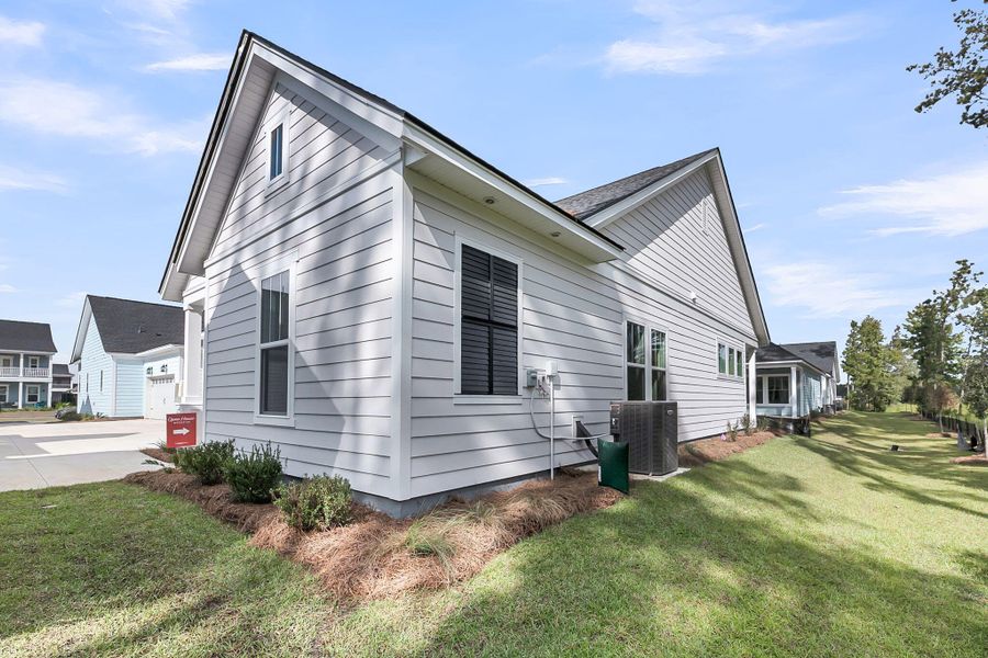 Exterior details and patio area of a home in Nexton – Midtown – The Garden Collection, Summerville (Image 4).