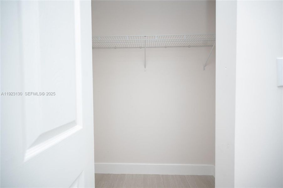 Spacious, unfurnished interior of a new home in , Miramar (Image 32).