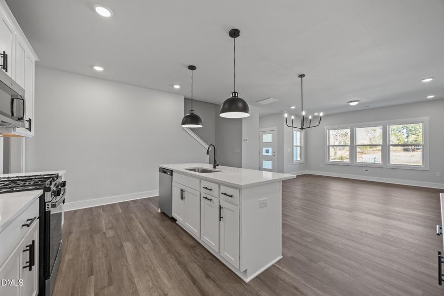 013_AP2-0309 Kitchen_6 - Medium