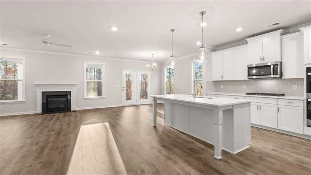 Furnished interior view inside a new home in Water Oak Estates, Lawrenceville (Image 14).