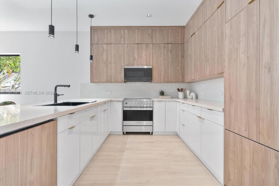 Furnished interior view inside a new home in , Miami (Image 18). Furnished interior view inside a new home in , Miami (Image 18).