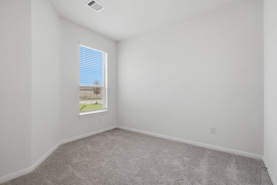 Spacious, unfurnished interior of a new home in Glendale Lakes North, Arcola (Image 19).