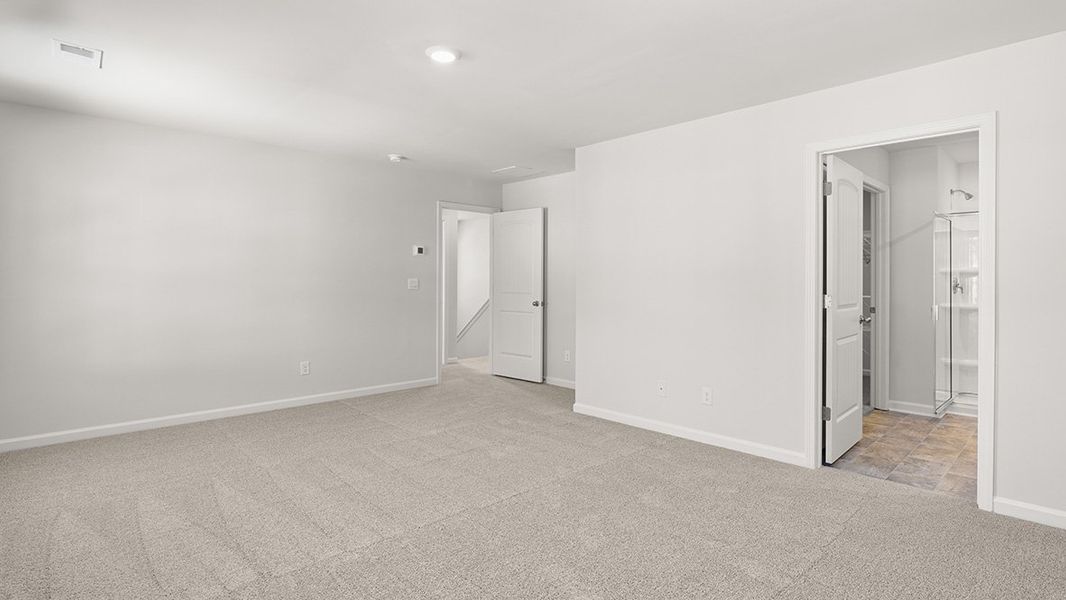 Representative unfurnished interior of a home built from the Belhaven by D.R. Horton in Oaks at Cedar Grove, Fairburn (Image 22).