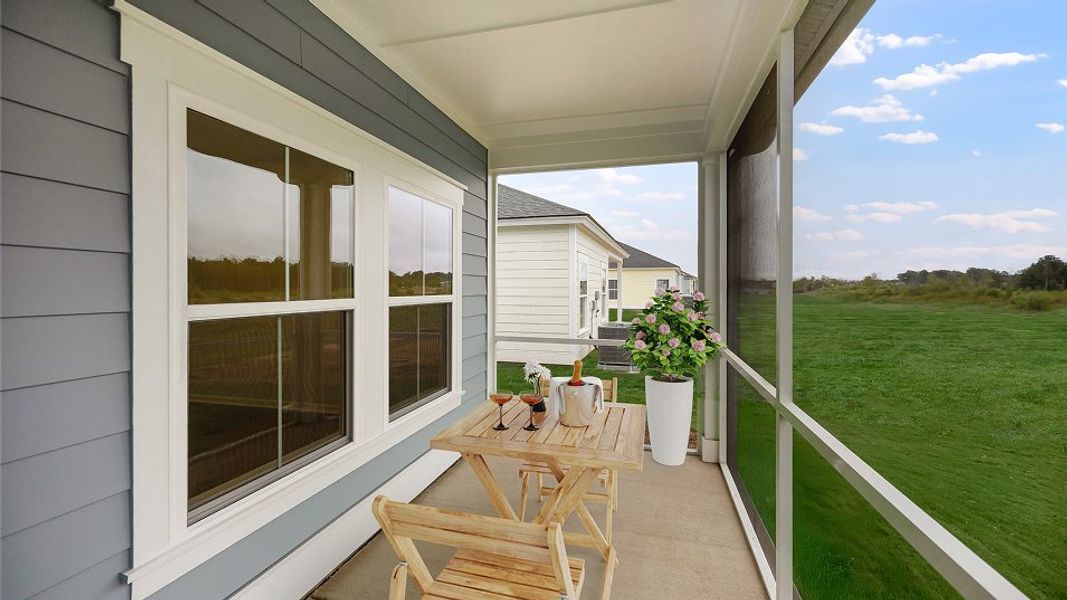 1558 Carlyle Screened Porch F1 Base3