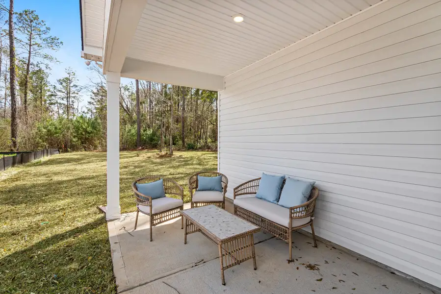 Representative exterior details of a home built from the Hawthorne E by McGuinn Homes in Pine Street, Yemassee (Image 3). Representative exterior details of a home built from the Hawthorne E by McGuinn Homes in Pine Street, Yemassee (Image 3).