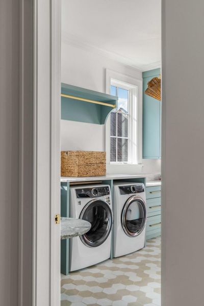 Close-up of interior finishes inside a home in , Charleston (Image 24).