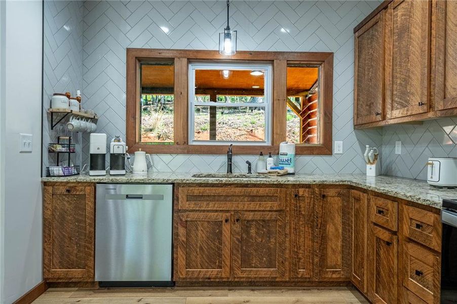 Furnished interior view inside a new home in , Ellijay (Image 14).