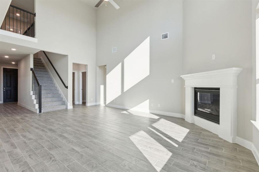 Spacious, unfurnished interior of a new home in Sicily, Princeton (Image 15).