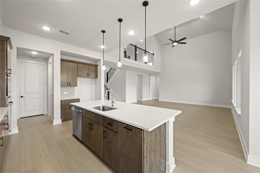 2433 Hitchford- Kitchen-4 2433 Hitchford- Kitchen-4