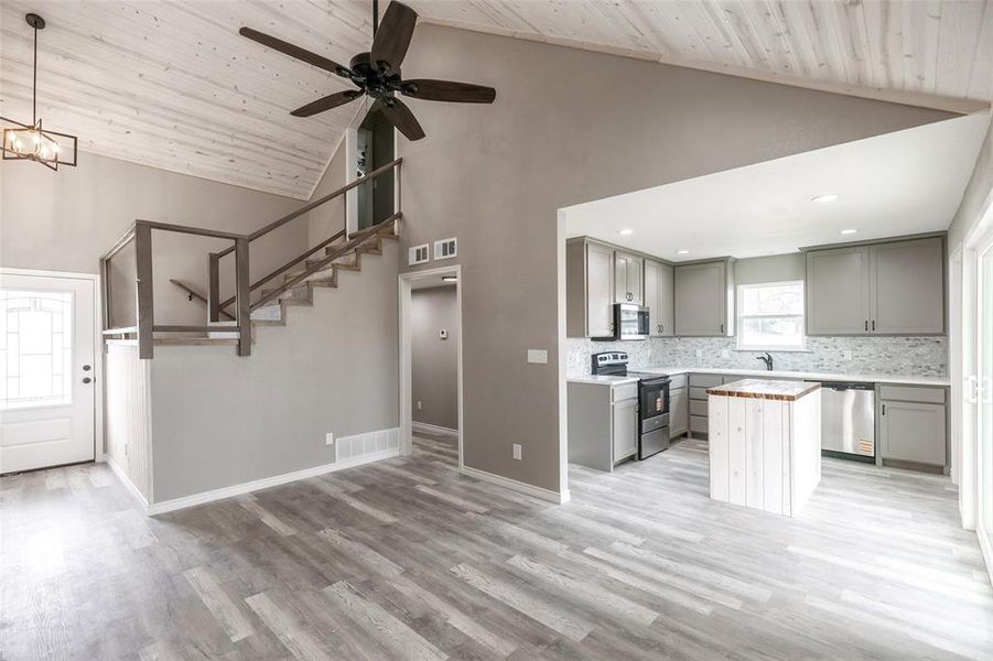 Image 36 of a home in . Image 36 of a home in .