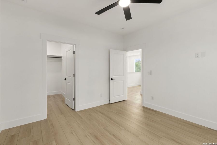 Spacious, unfurnished interior of a new home in , Boerne (Image 37).