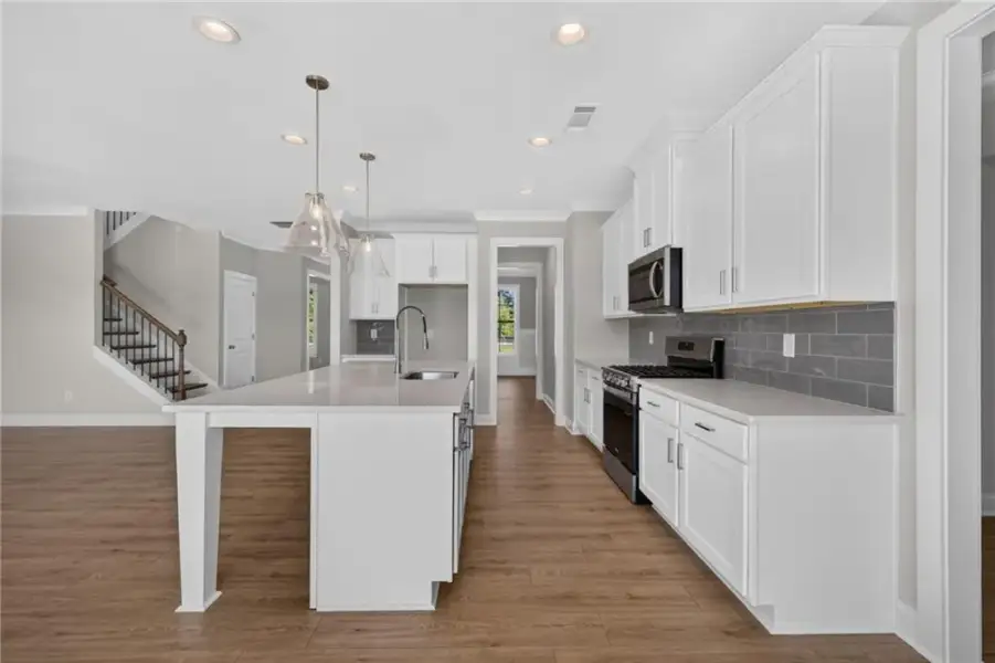 Furnished interior view inside a new home in , Jefferson (Image 8).