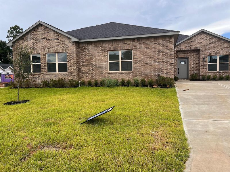 Image 23 of a home in .