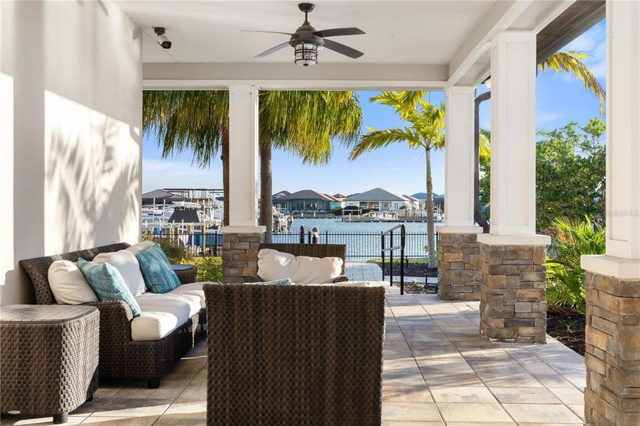Exterior details and patio area of a home in , Palmetto (Image 31).