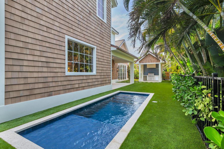 Exterior details and patio area of a home in , West Palm Beach (Image 41).