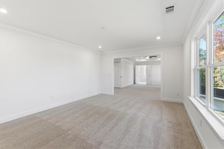 Spacious, unfurnished interior of a new home in The Estates at Hurricane Pointe, Douglasville (Image 39).