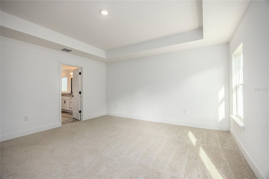 Spacious, unfurnished interior of a new home in Kirkland Farms, Alachua (Image 18). Spacious, unfurnished interior of a new home in Kirkland Farms, Alachua (Image 18).