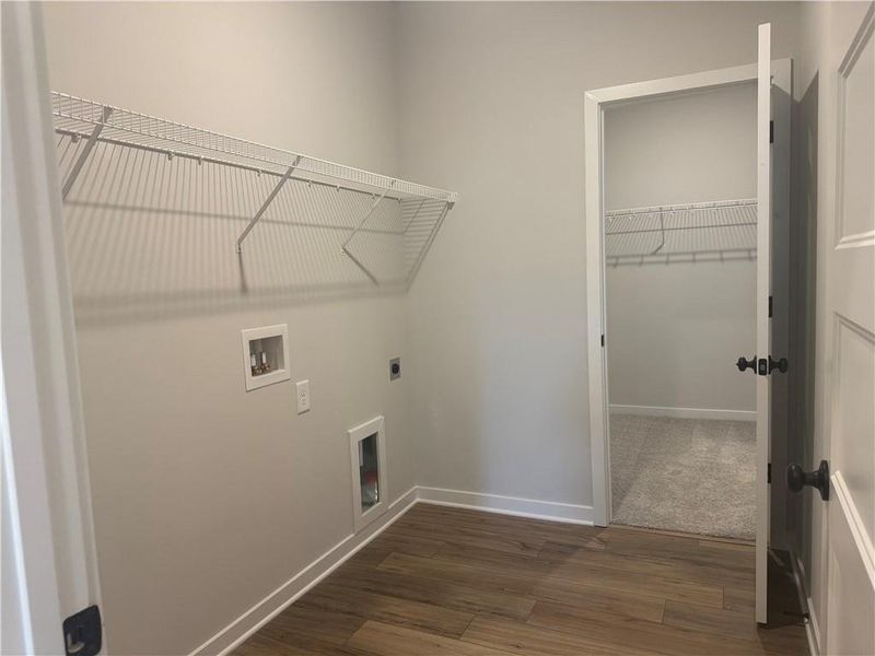 Spacious, unfurnished interior of a new home in Rosewood Lake Preserve, Hoschton (Image 17).