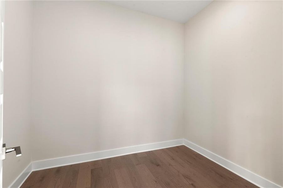 Spacious, unfurnished interior of a new home in The Gathering – Alpharetta, Alpharetta (Image 53).