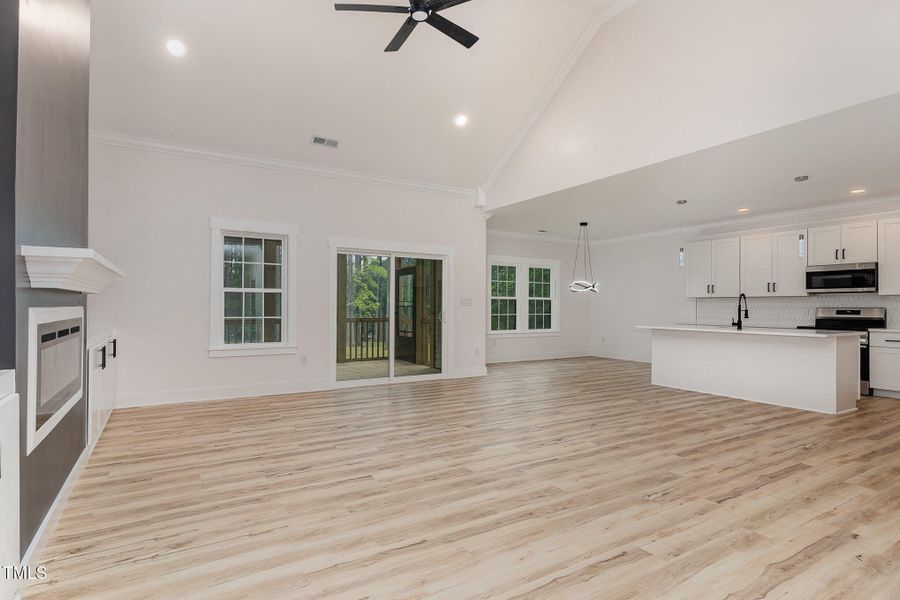 007_dsc00023-edit_837