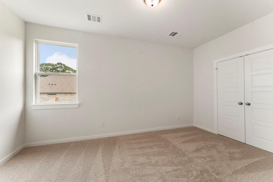 Spacious, unfurnished interior of a new home in Spring Lake, Huntsville (Image 45). Spacious, unfurnished interior of a new home in Spring Lake, Huntsville (Image 45).