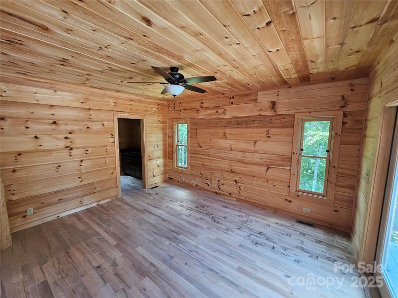 Spacious, unfurnished interior of a new home in , Black Mountain (Image 22). Spacious, unfurnished interior of a new home in , Black Mountain (Image 22).