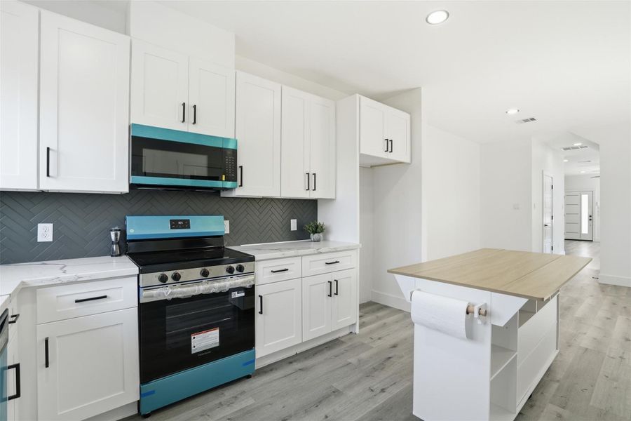 Furnished interior view inside a new home in , La Porte (Image 6).