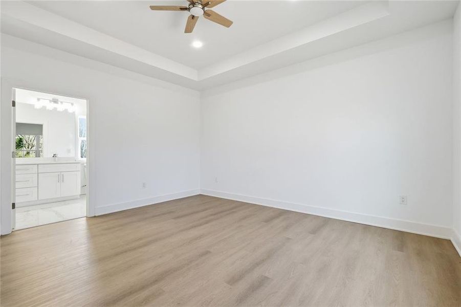 Spacious, unfurnished interior of a new home in , Alpharetta (Image 20).