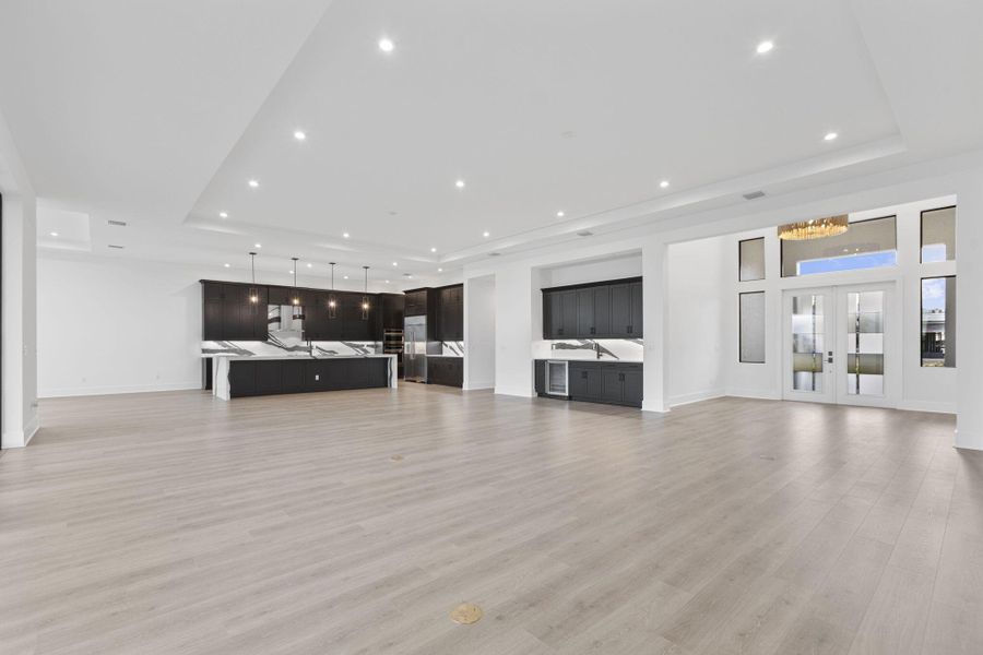 Spacious, unfurnished interior of a new home in Astor Creek Golf & Country Club, Port St. Lucie (Image 18).