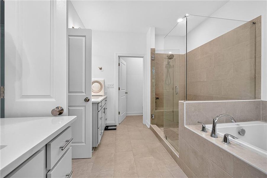 Furnished interior view inside a new home in , Suwanee (Image 28).