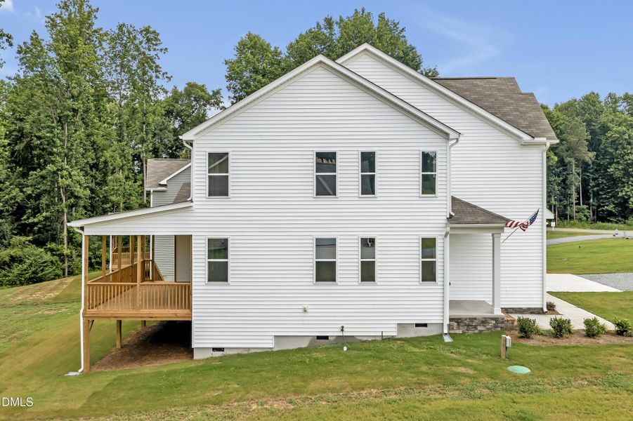 Covered Expansive Patio