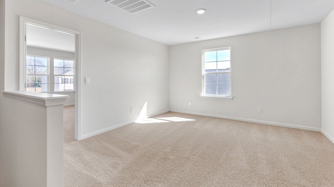 Spacious, unfurnished interior of a new home in Aspen Place, Thomasville (Image 16).