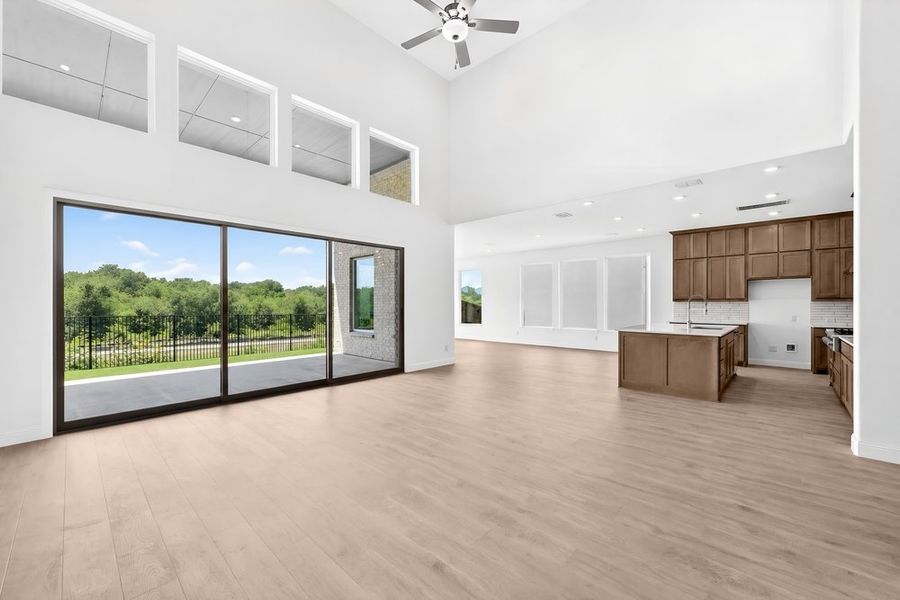 Spacious, unfurnished interior of a new home in The Ranch at Uptown Celina, Celina (Image 14).