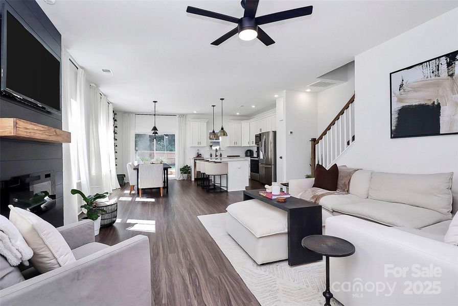 Living to Dining/Kitchen view