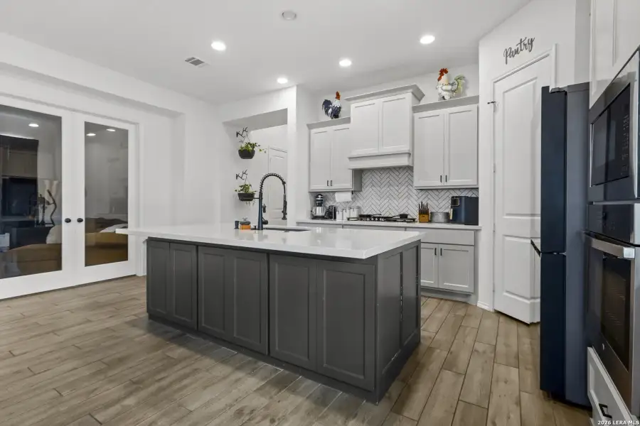 Furnished interior view inside a new home in Meadows of Mill Creek, Seguin (Image 25).