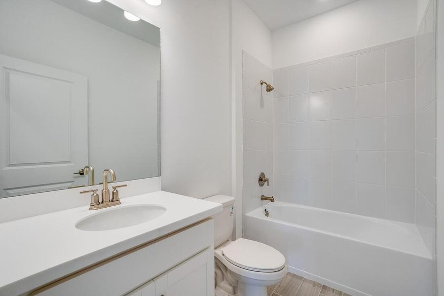 Representative furnished interior of a home built from the Tobago by Taylor Morrison in Esplanade at Kingston, Estero (Image 7). Representative furnished interior of a home built from the Tobago by Taylor Morrison in Esplanade at Kingston, Estero (Image 7).