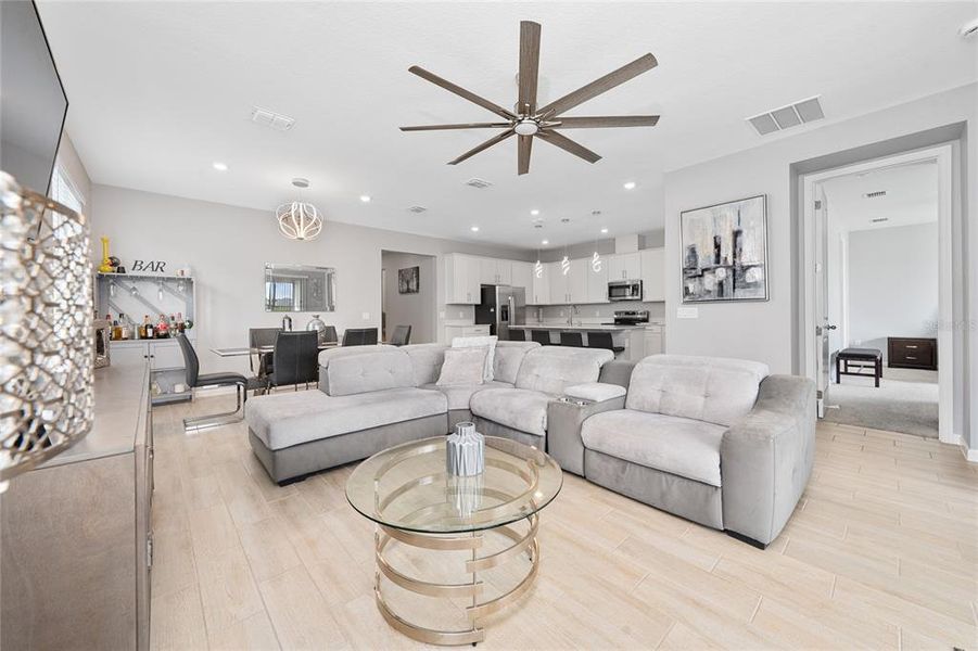 Furnished interior view inside a new home in Seasons at Big Sky, Kissimmee (Image 9).