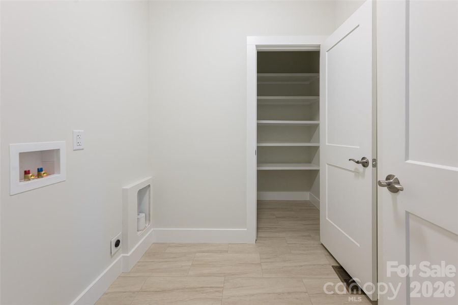 Spacious, unfurnished interior of a new home in , Asheville (Image 23).