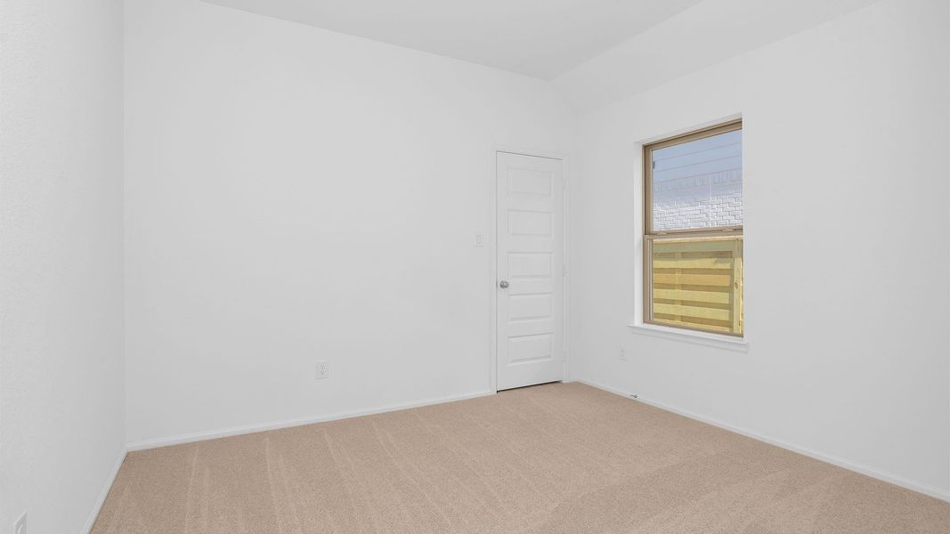 Spacious, unfurnished interior of a new home in Austin Point, Richmond (Image 7).