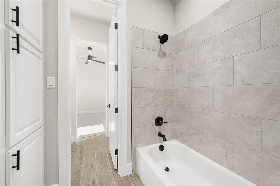 133 Blackstar-  Bathroom-3