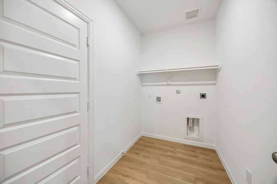 Spacious, unfurnished interior of a new home in Magnolia Springs, Montgomery (Image 24). Spacious, unfurnished interior of a new home in Magnolia Springs, Montgomery (Image 24).