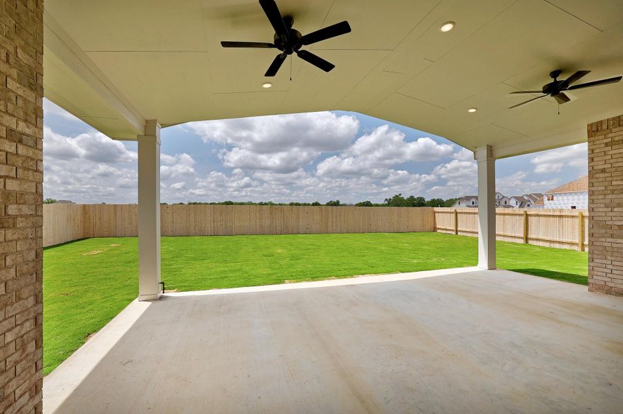 Exterior details and patio area of a home in Santa Rita Ranch, Liberty Hill (Image 3).