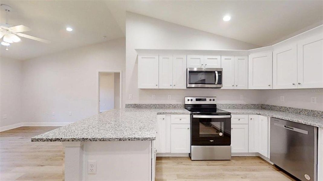 Furnished interior view inside a new home in , Dunnellon (Image 11).
