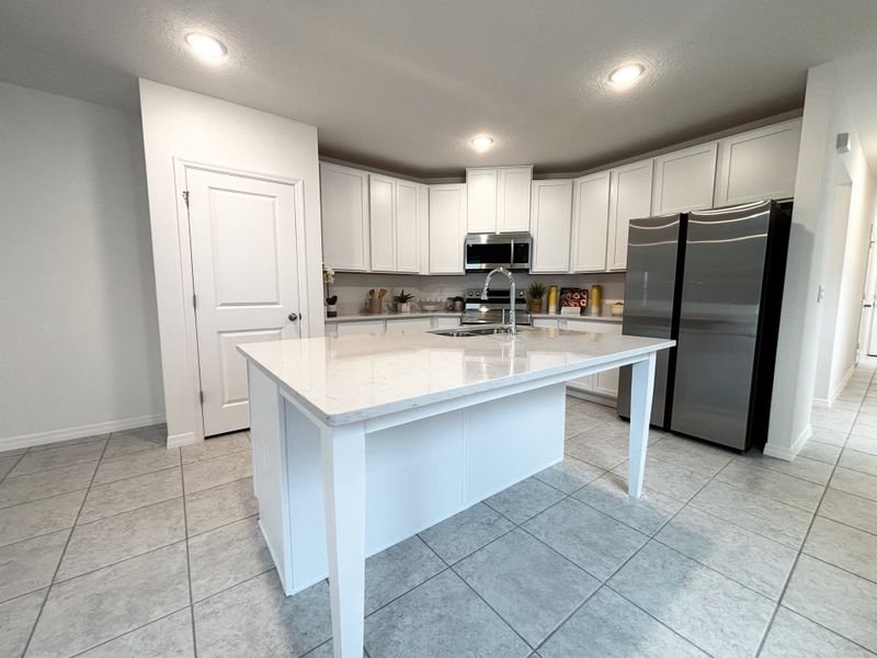 Furnished interior view inside a new home in Villamar, Winter Haven (Image 17).