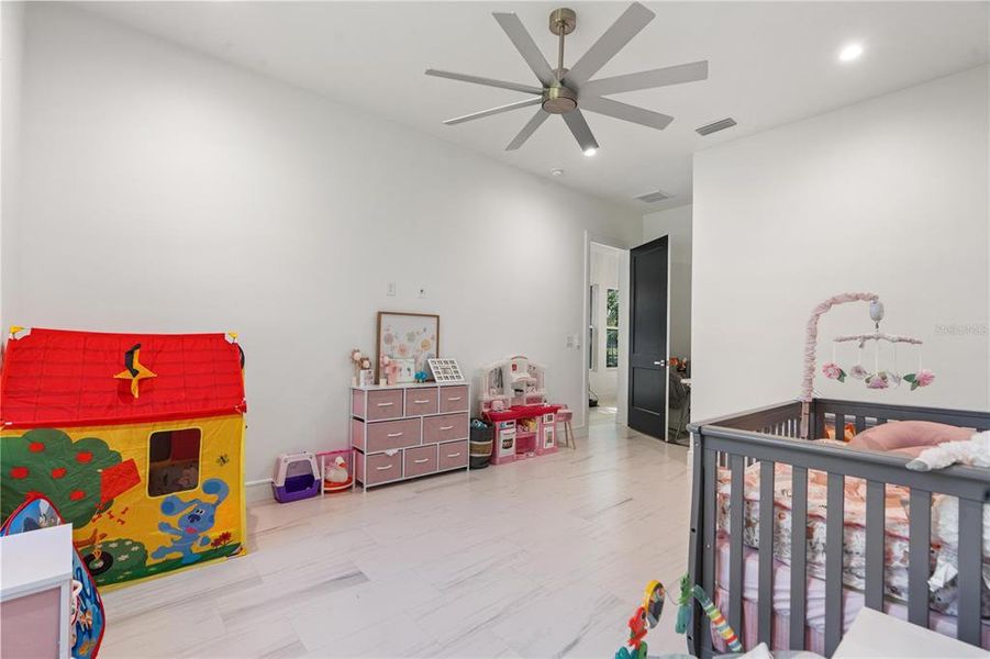 Furnished interior view inside a new home in , Land O' Lakes (Image 54).
