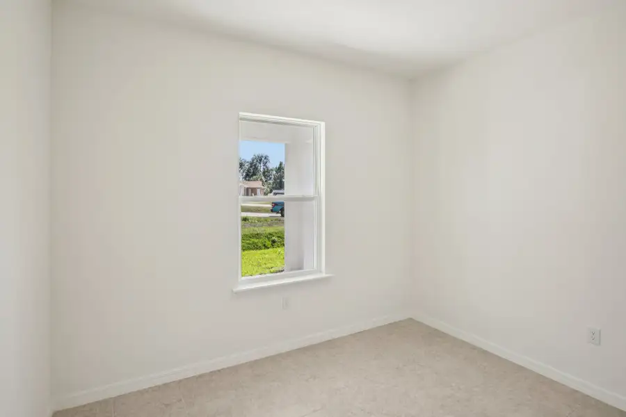 Representative unfurnished interior of a home built from the Huntington by Maronda Homes in Palm Coast, Palm Coast (Image 28).