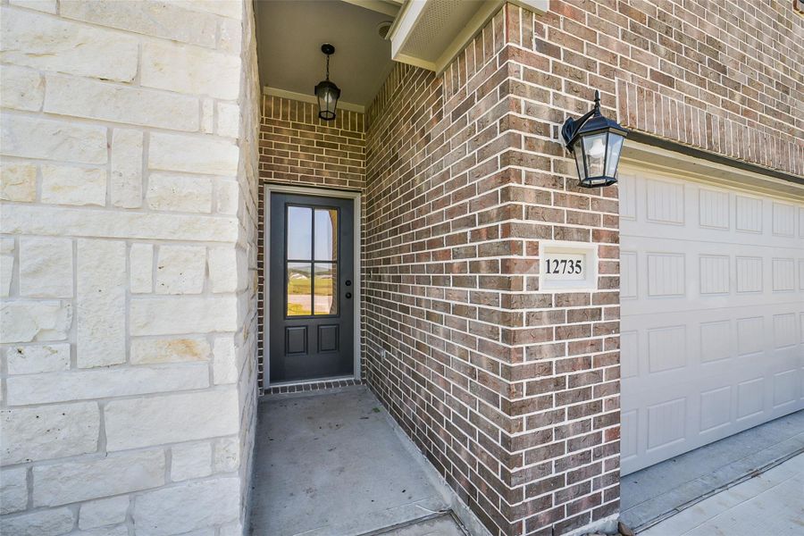 Exterior details and patio area of a home in Mostyn Springs, Magnolia (Image 20). Exterior details and patio area of a home in Mostyn Springs, Magnolia (Image 20).